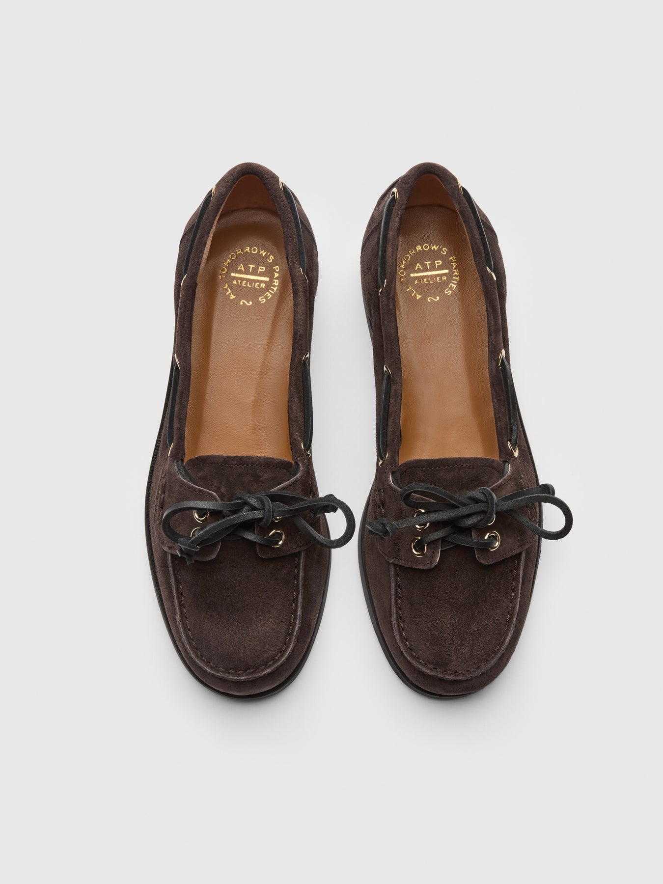 Nesso Walnut Suede - Walnut