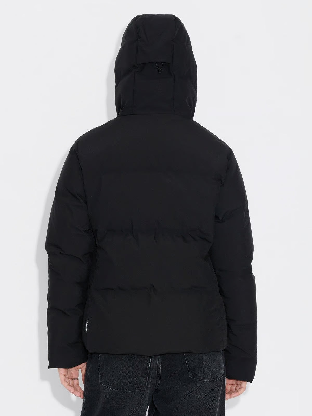 Besseggen Lt Short Jkt - Svart