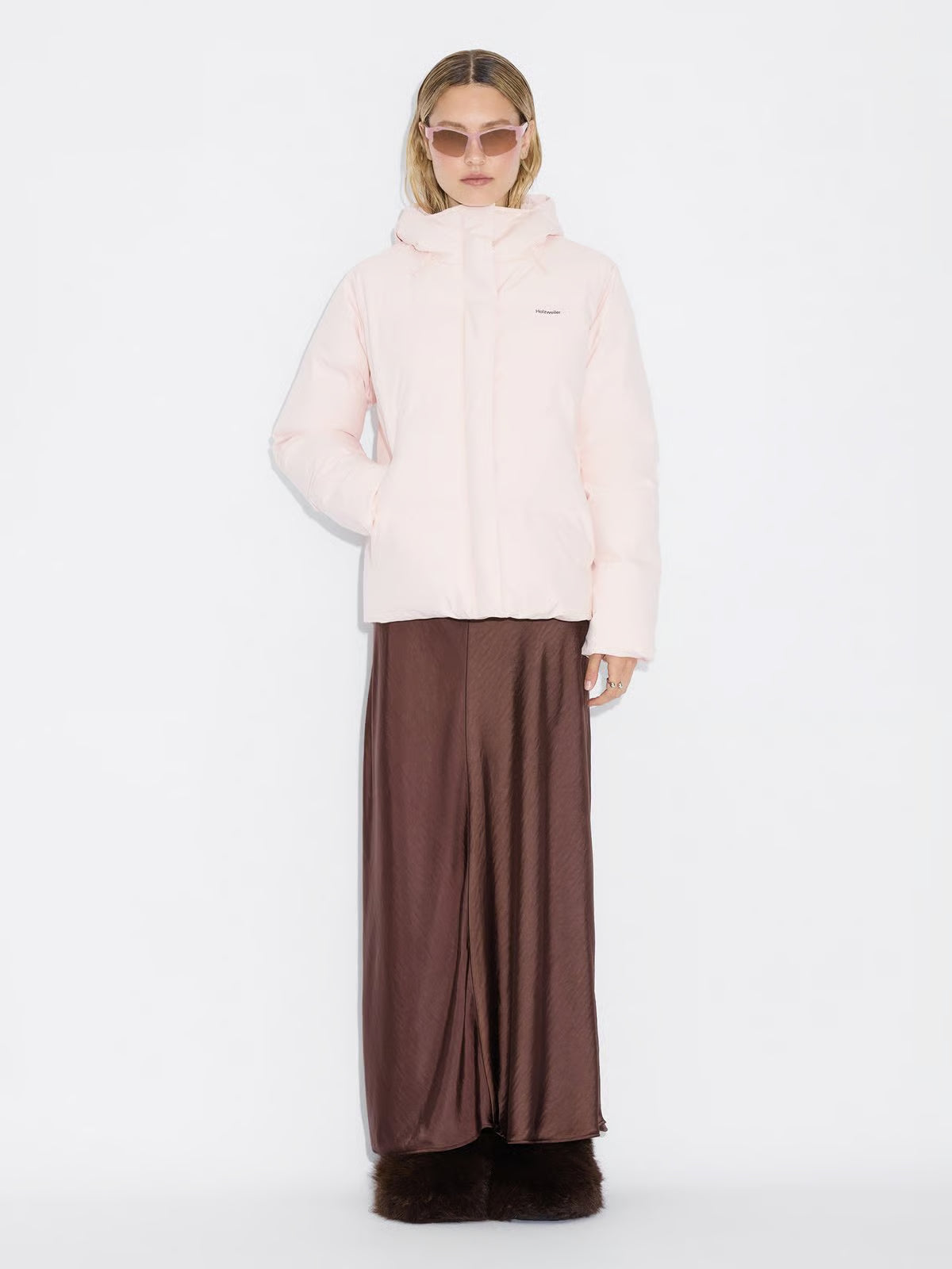 Besseggen Lt Short Jkt - Rosa