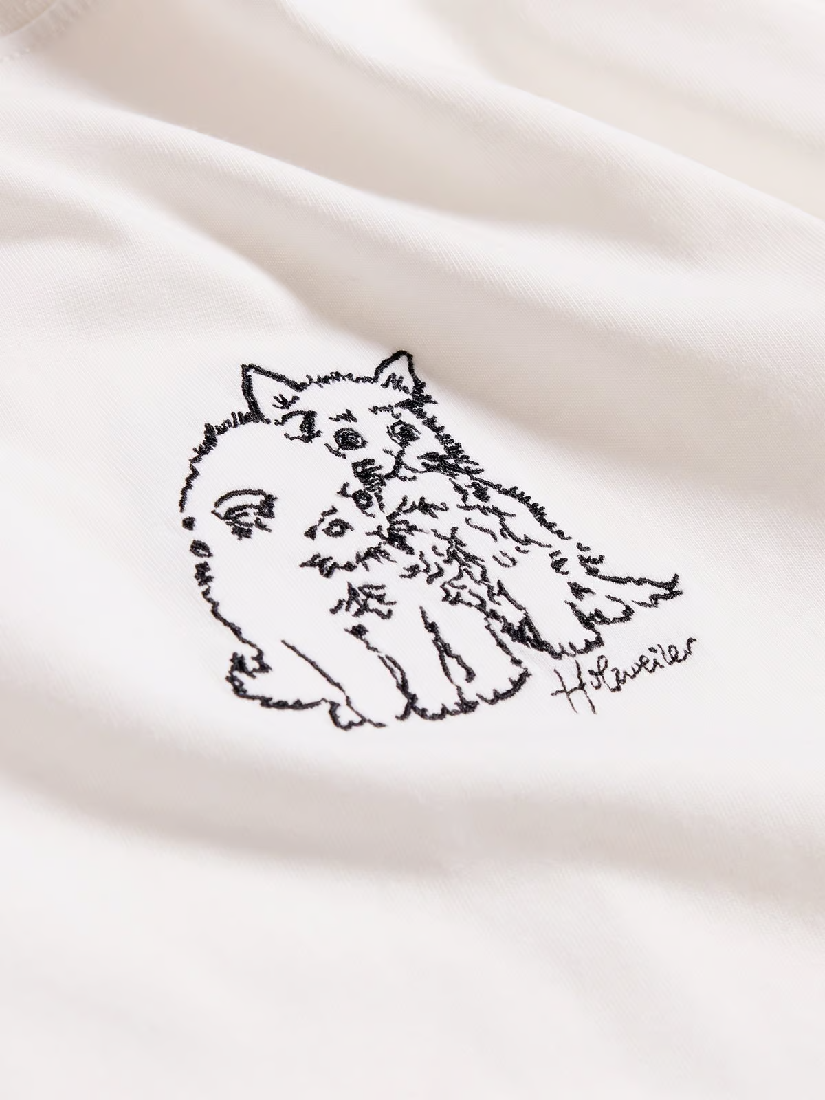 Kjerag Embroidery Tee - White