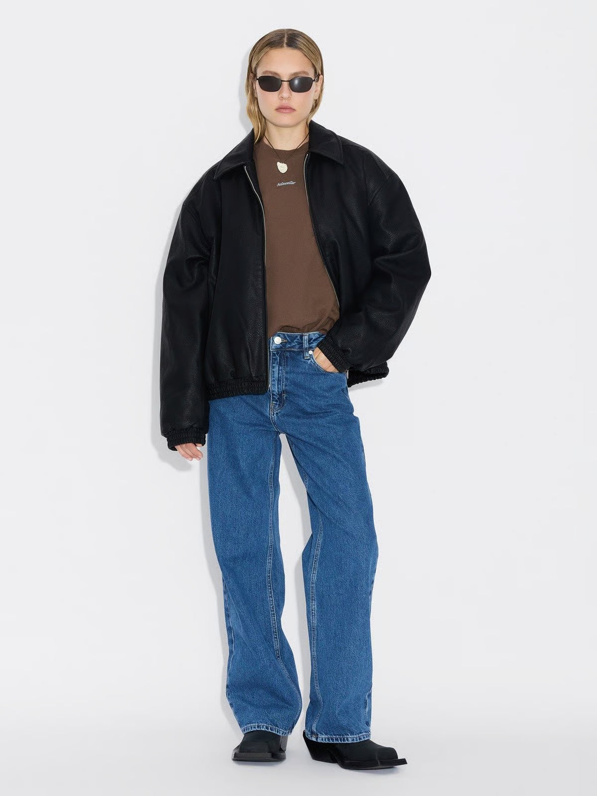 W Wide Jeans - Mid Blue