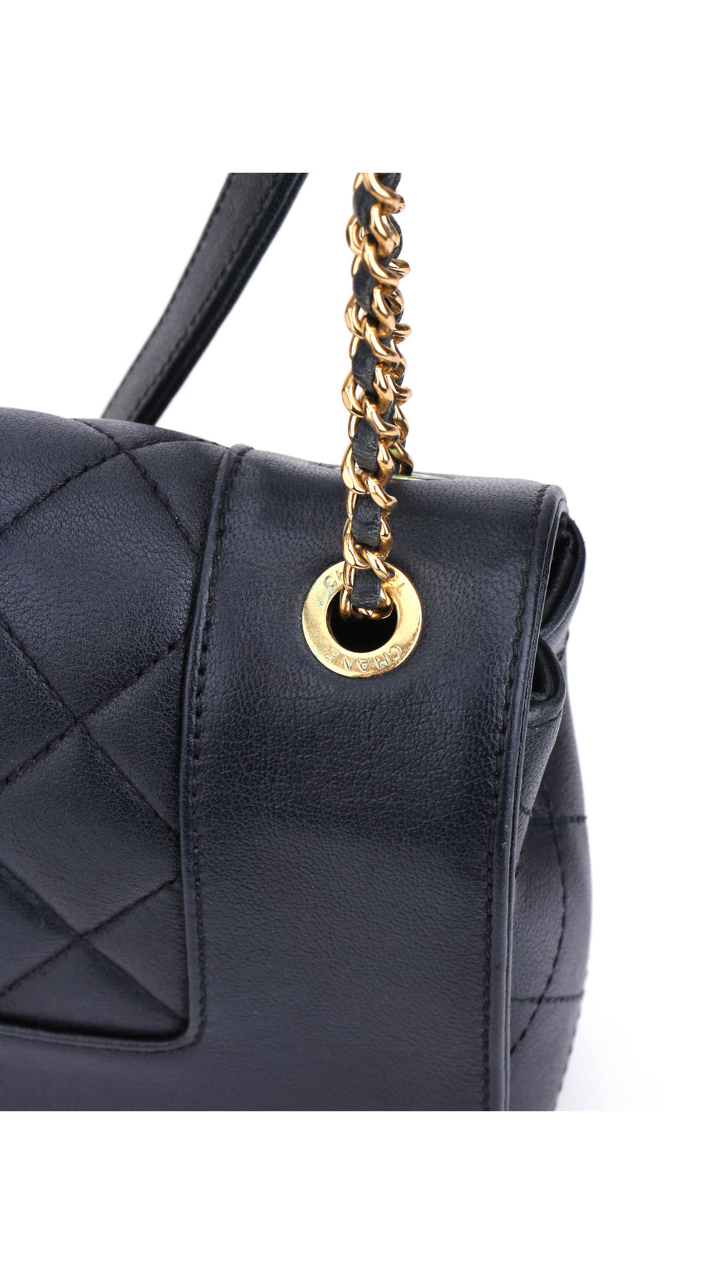 Chanel Mademoiselle Flap Bag Medium - Mörkblå