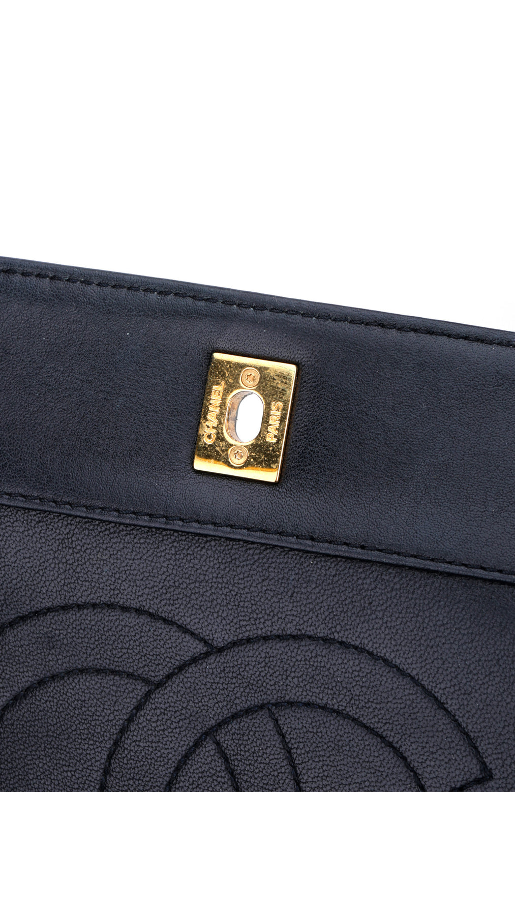 Chanel Mademoiselle Flap Bag Medium - Mörkblå