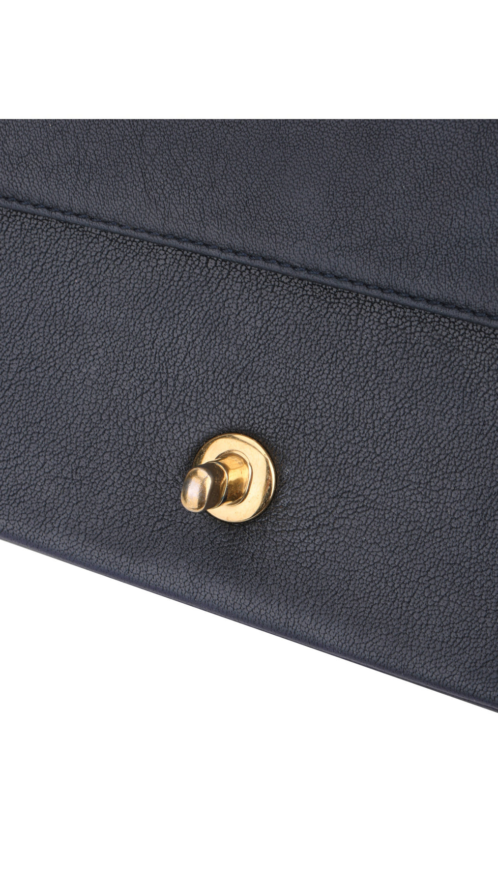 Chanel Mademoiselle Flap Bag Medium - Mörkblå