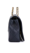 Chanel Mademoiselle Flap Bag Medium - Mörkblå