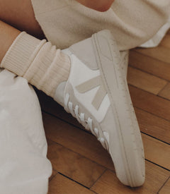 V-10 B-Mesh - White Natural Pierre