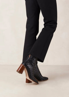 West Braided Leather - Black
