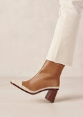 West Retro -  Camel Cream