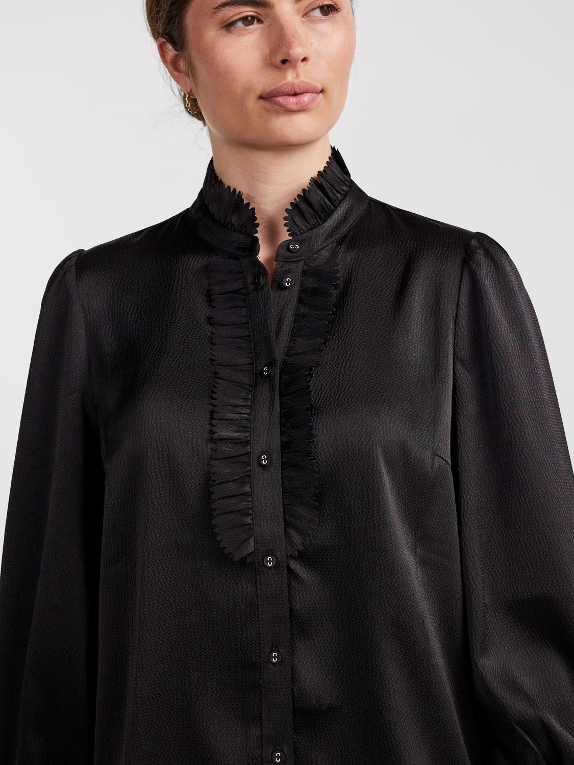 Yasfrilla LS Top - Black