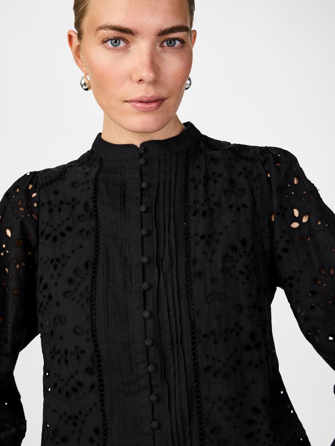 Yasalessia Ls Shirt - Svart