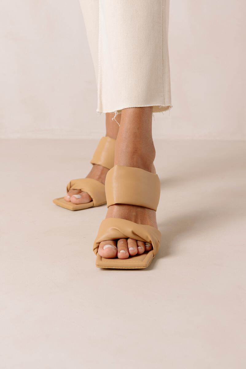 Twist Strap - Camel