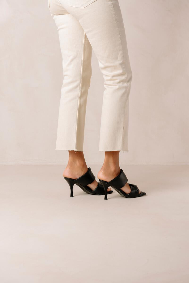 Twist Strap - Black