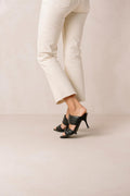Twist Strap - Black