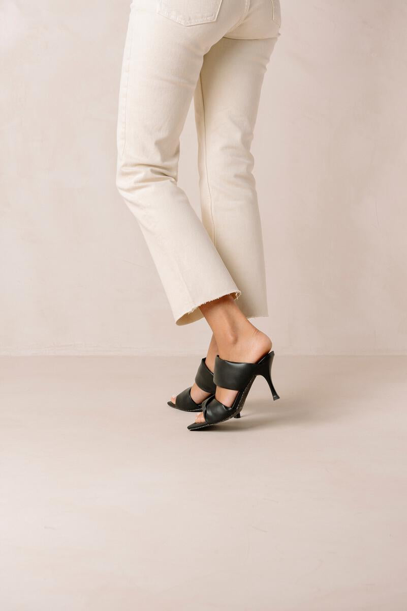 Twist Strap - Black