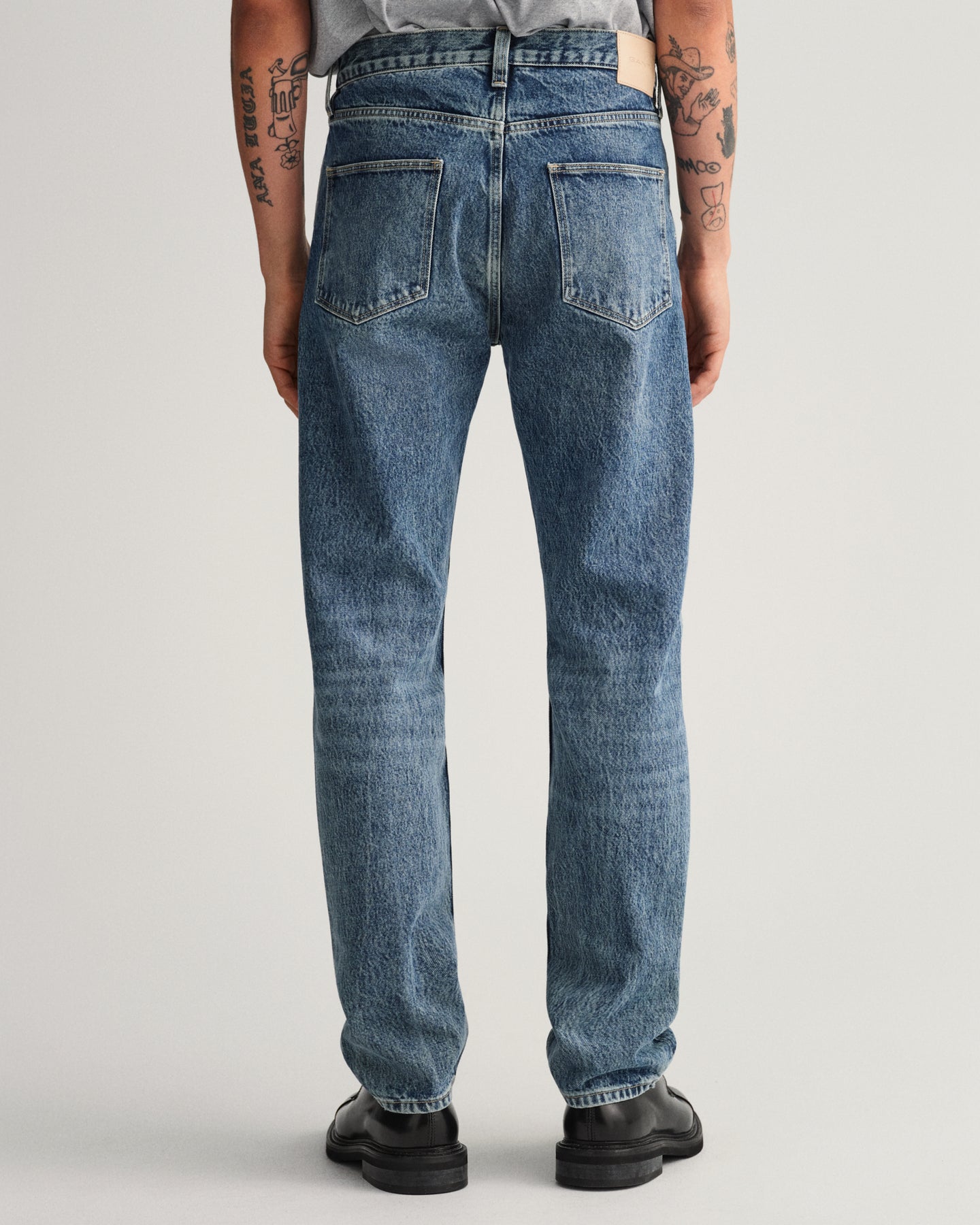 D1. Hayes Vintage Wash Denim - Semi Light Blue Vintage