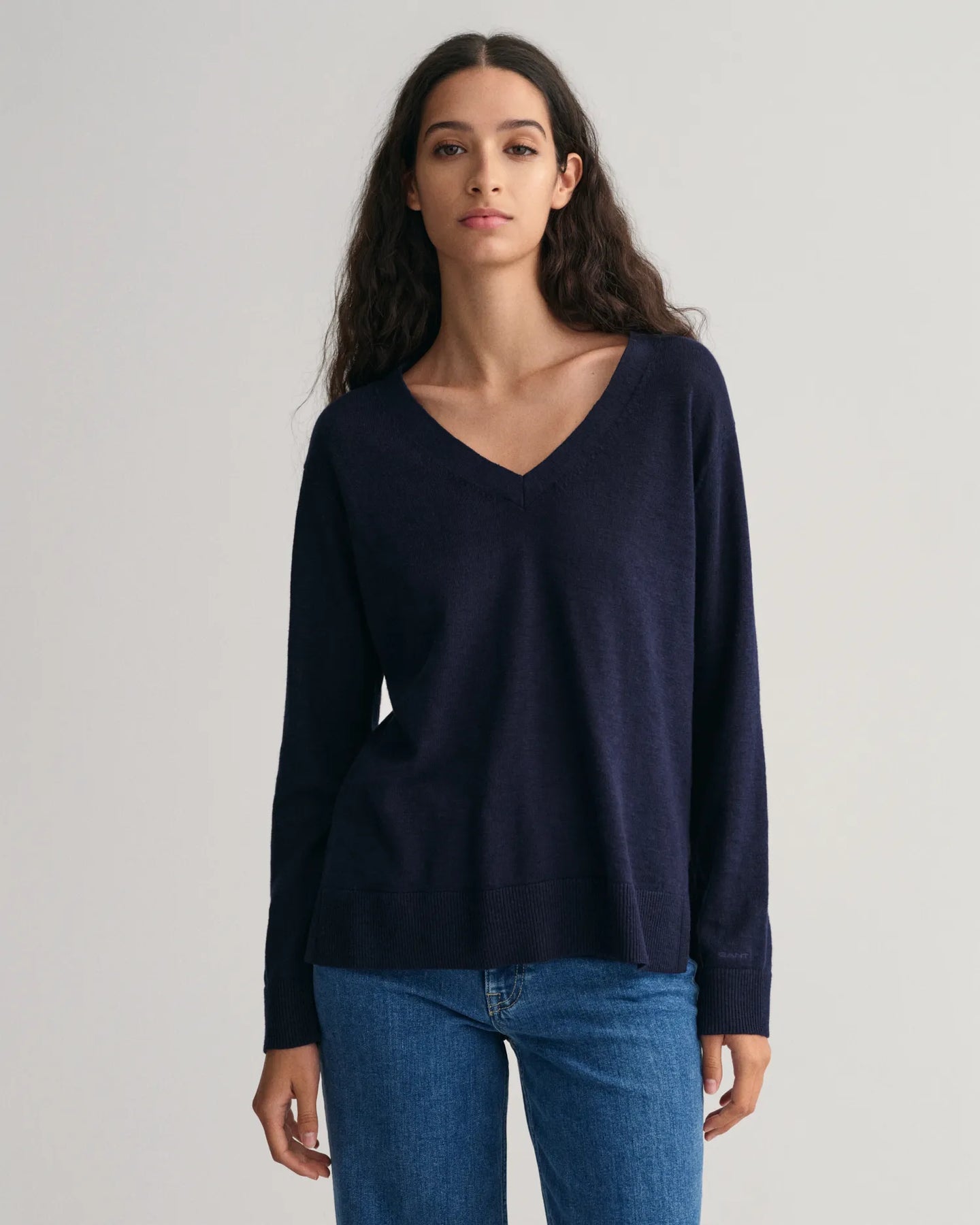 Linen-Blend V-Neck - Evening Blue