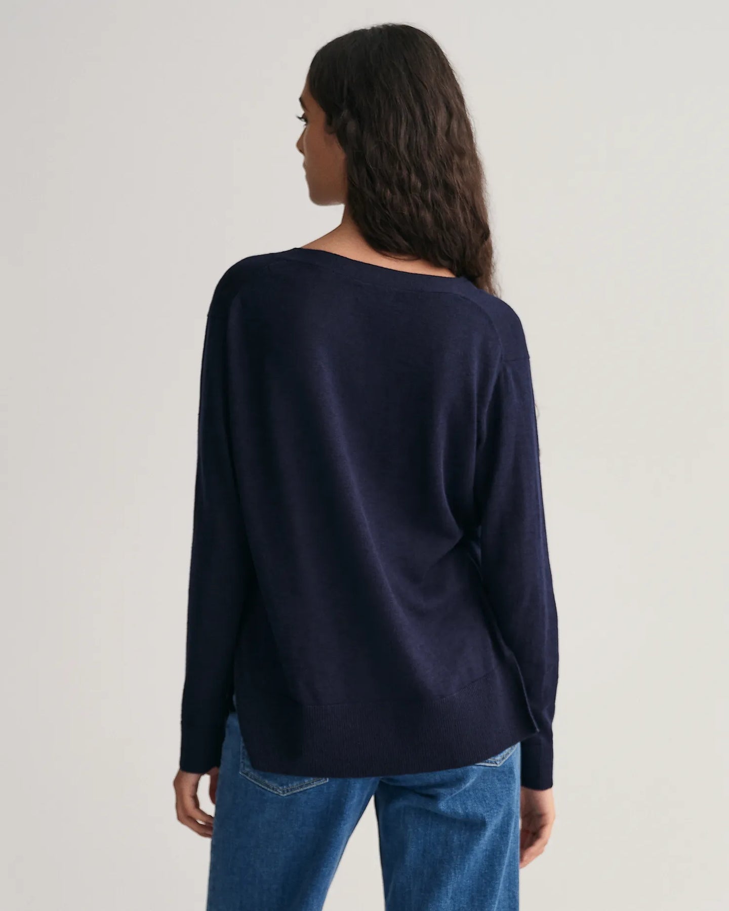 Linen-Blend V-Neck - Evening Blue
