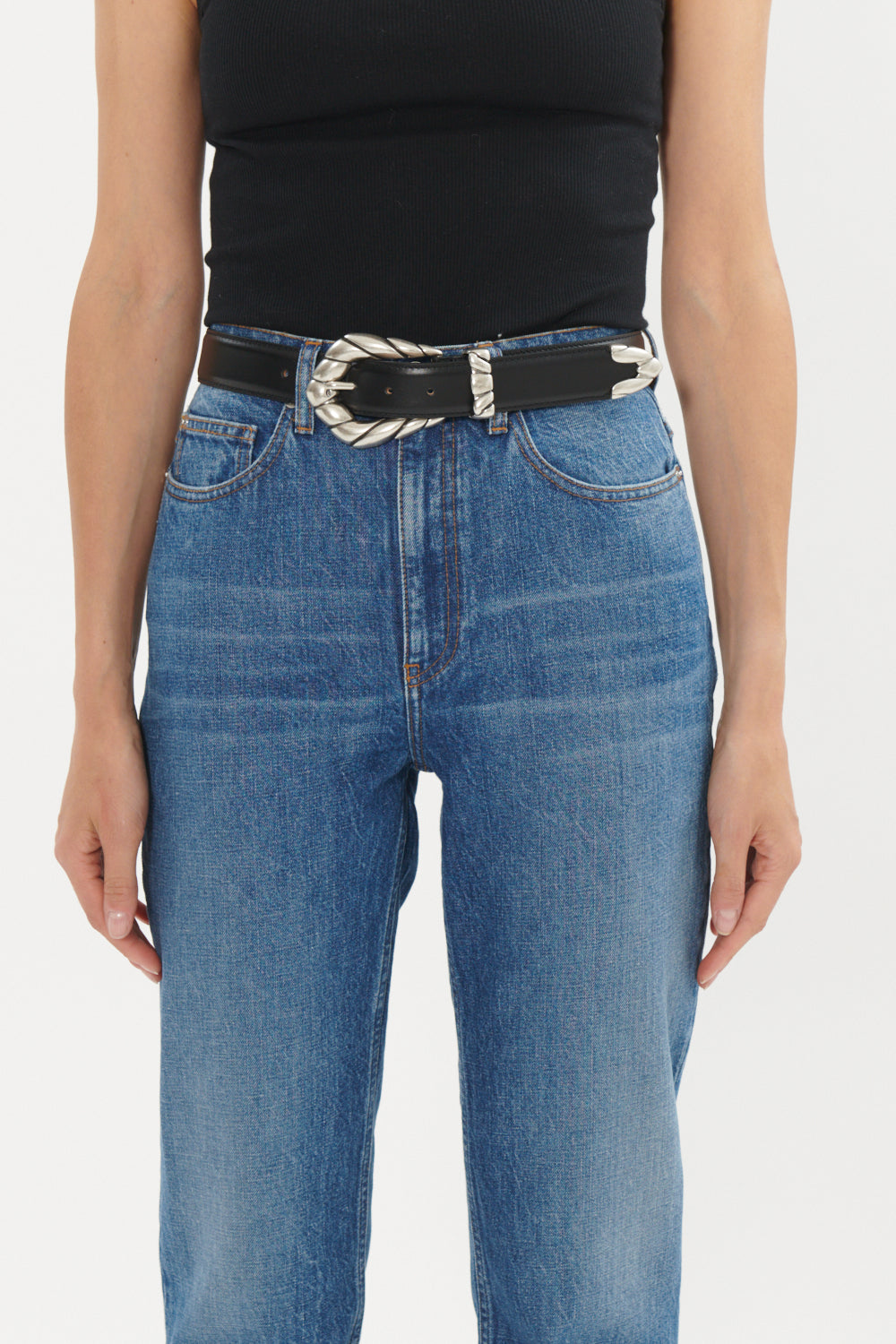 Embella - Black