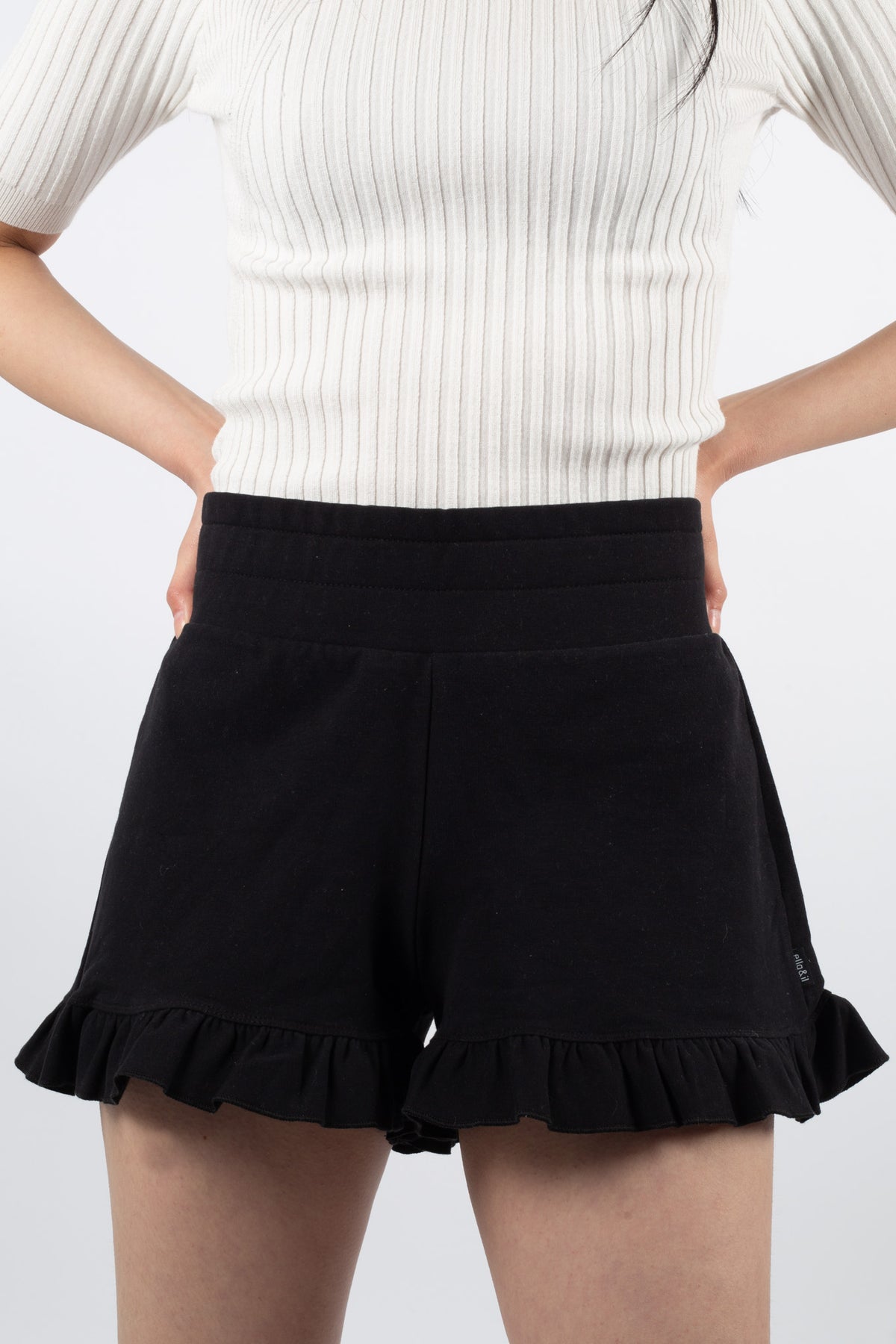 Tika Shorts - Black