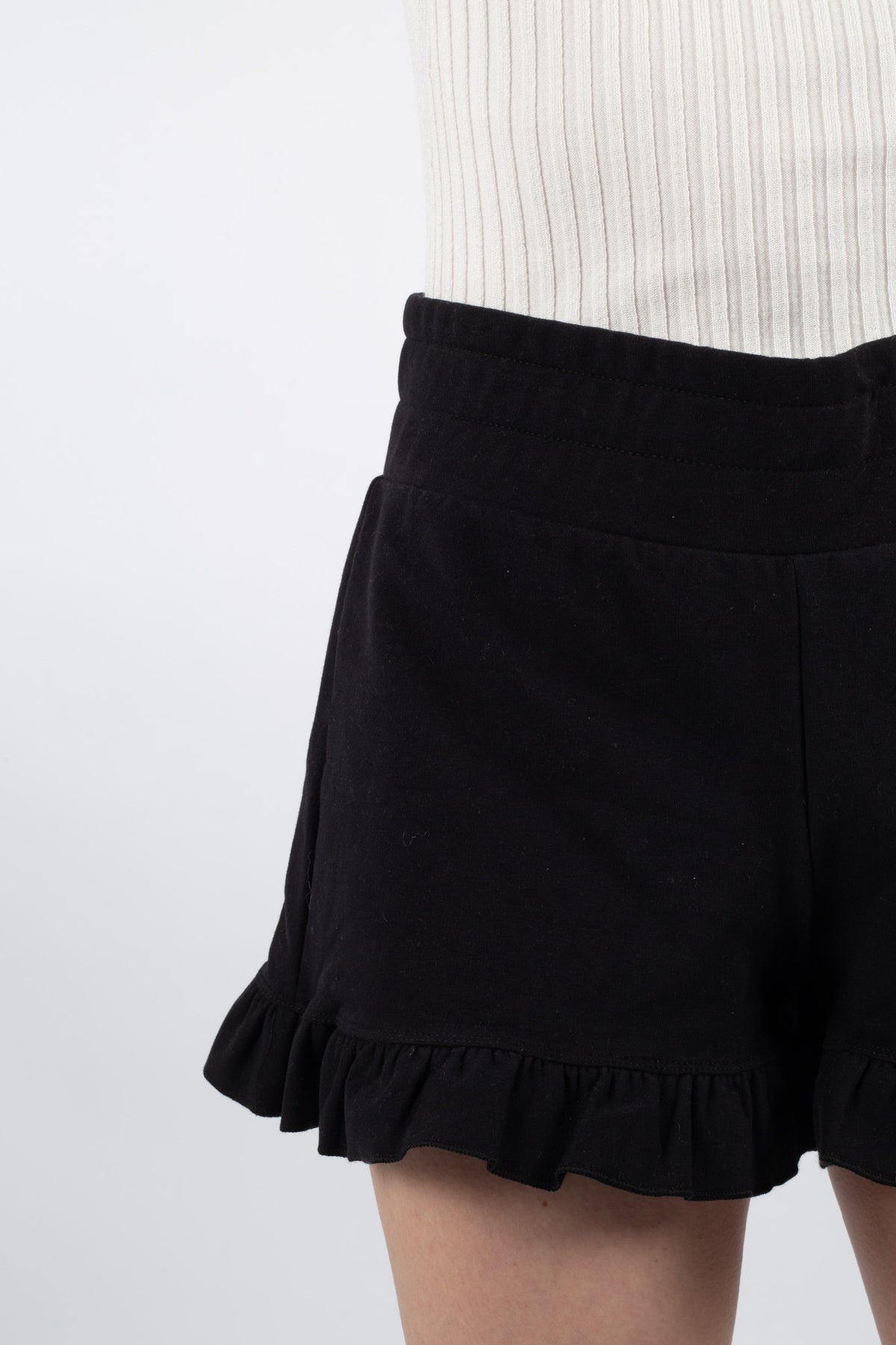 Tika Shorts - Black