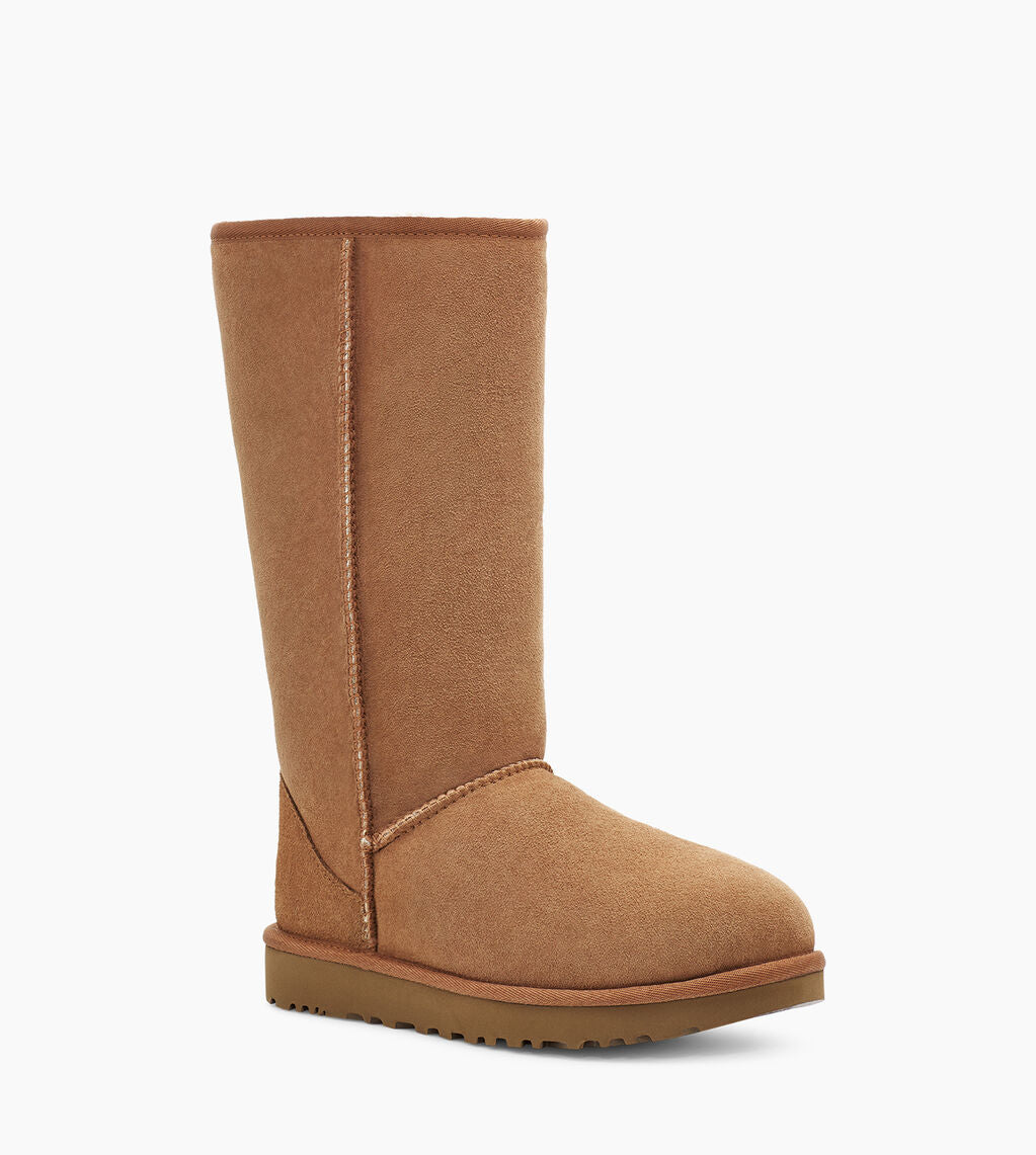 UGG W Classic Tall II - Chestnut