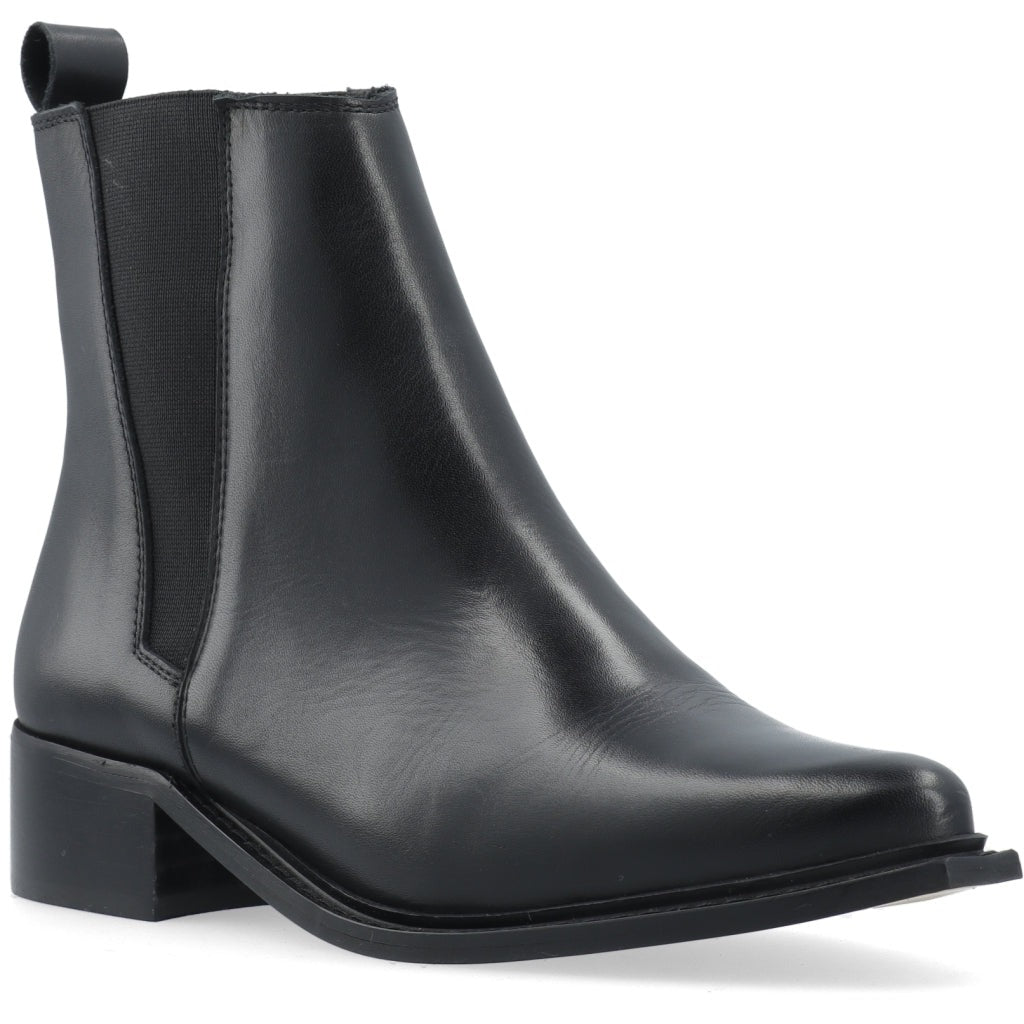 Bialusia Chelsea Boot Crust - Black