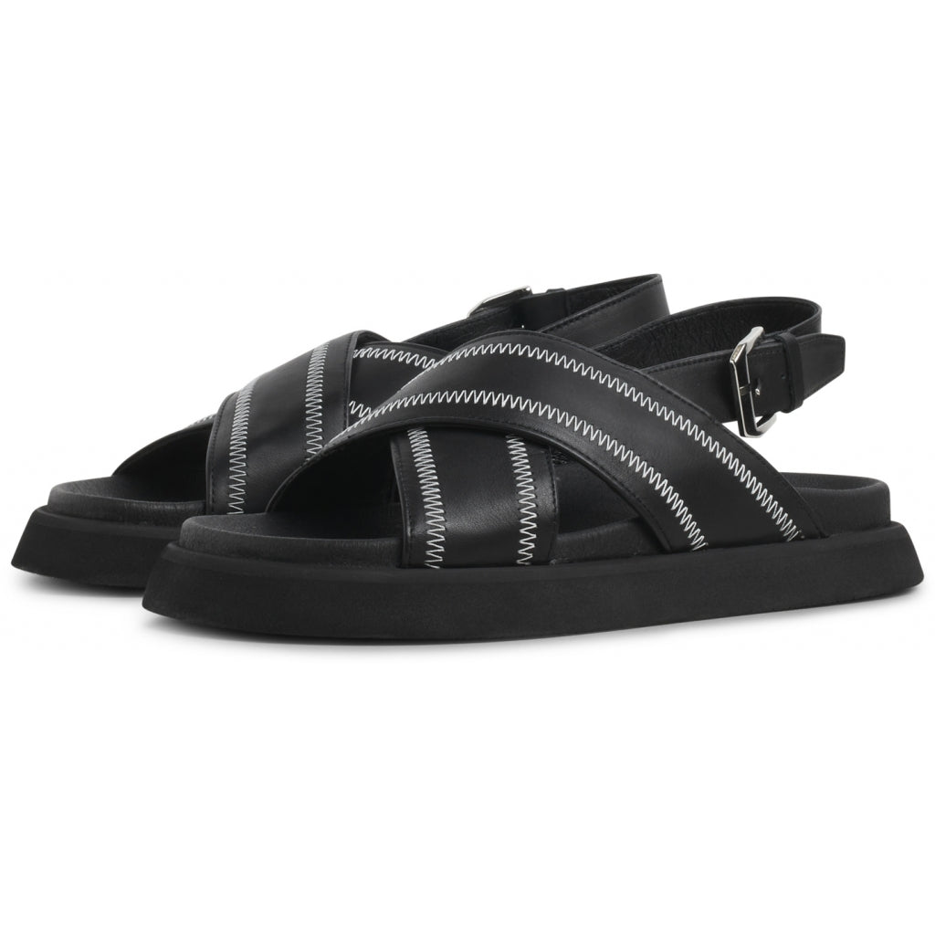 Yodi Stitched - Black Leather