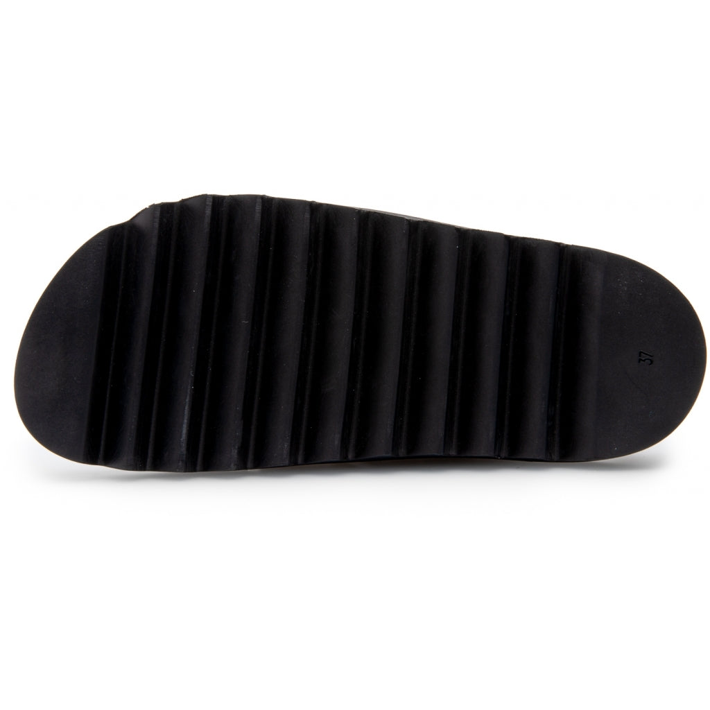 Maggie Leather - Black