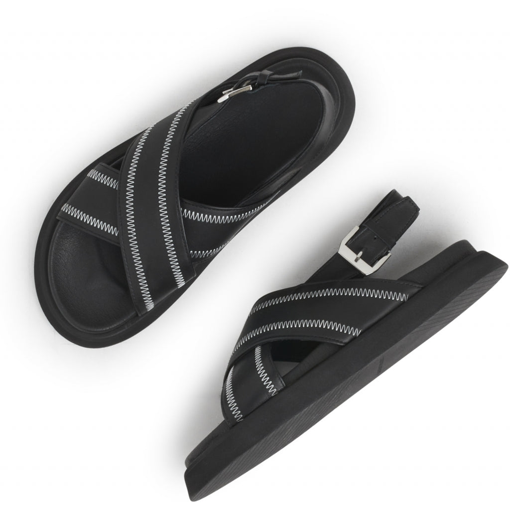 Yodi Stitched - Black Leather