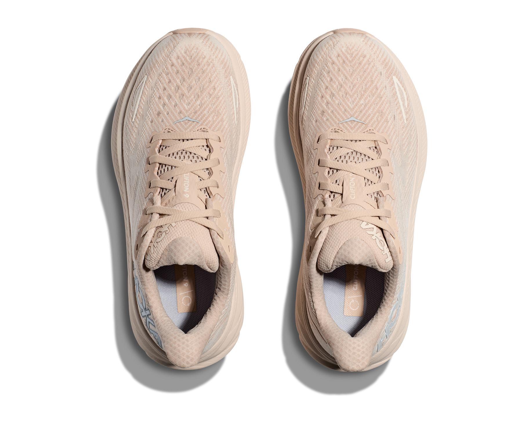 M Clifton 9 - Shifting Sand/Eggnog