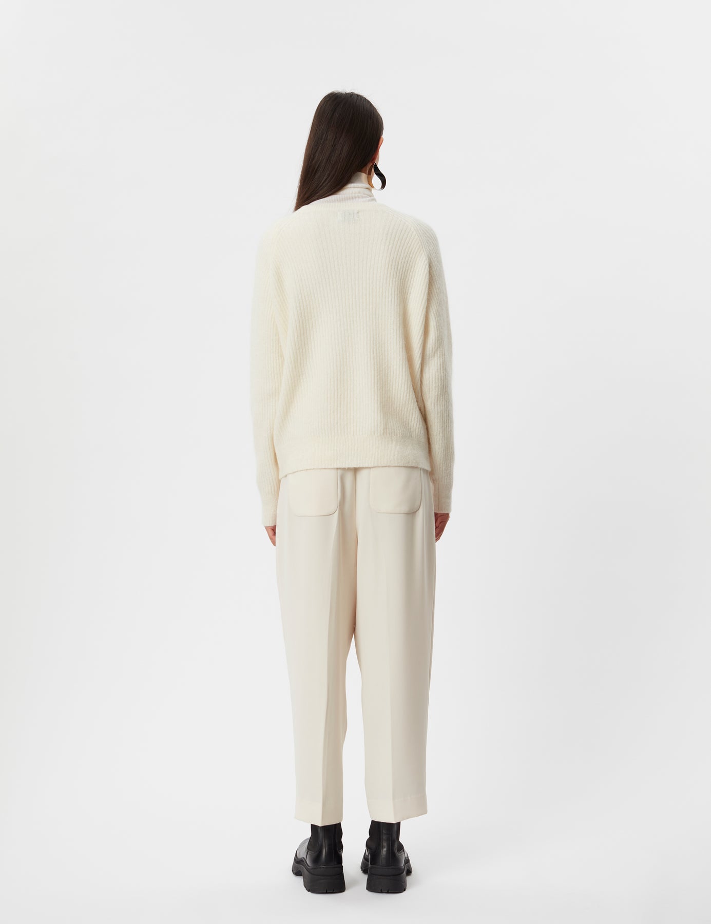 Day Essence - Ivory Shade