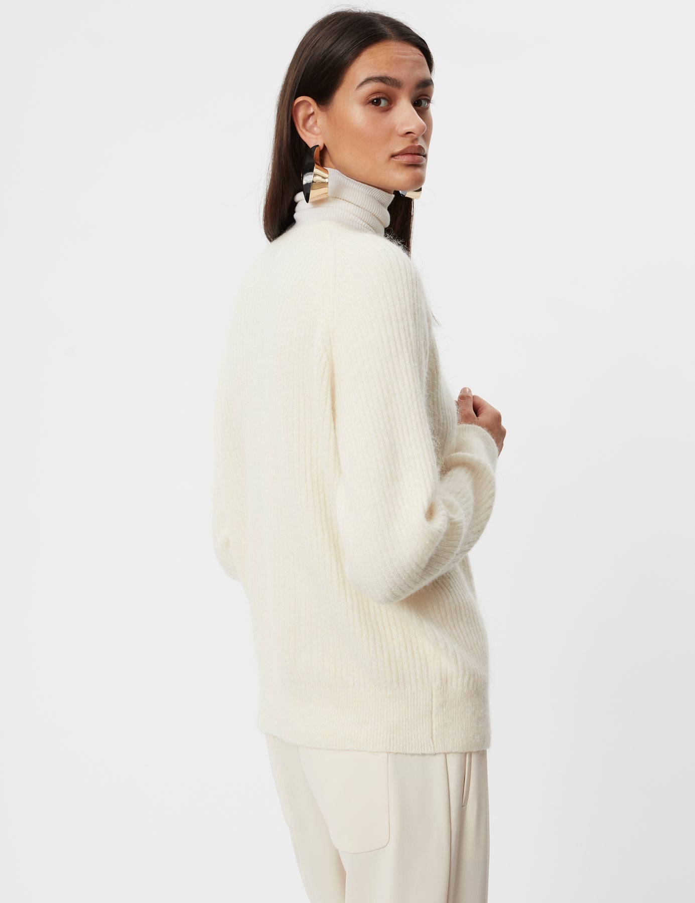 Day Essence - Ivory Shade