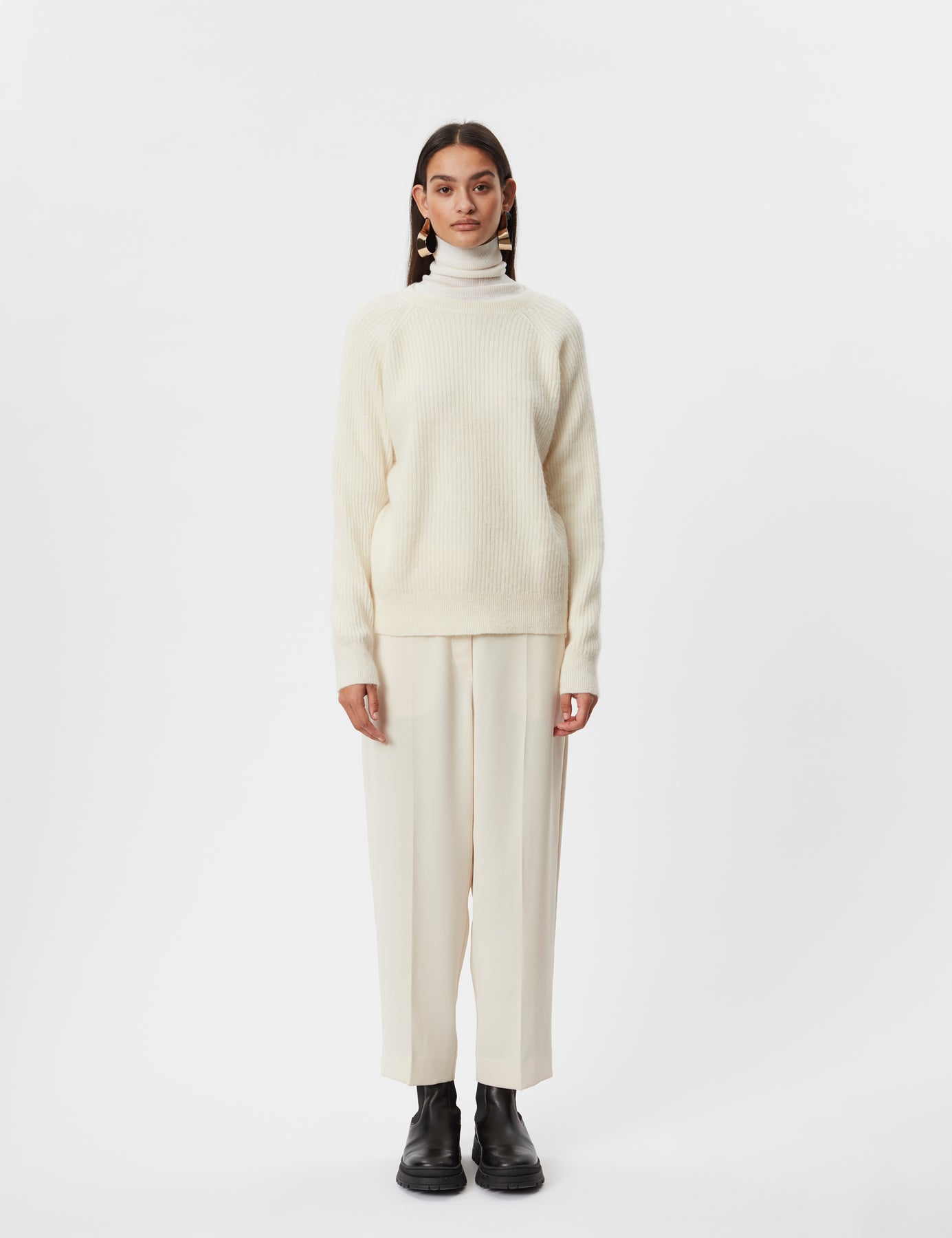 Day Essence - Ivory Shade