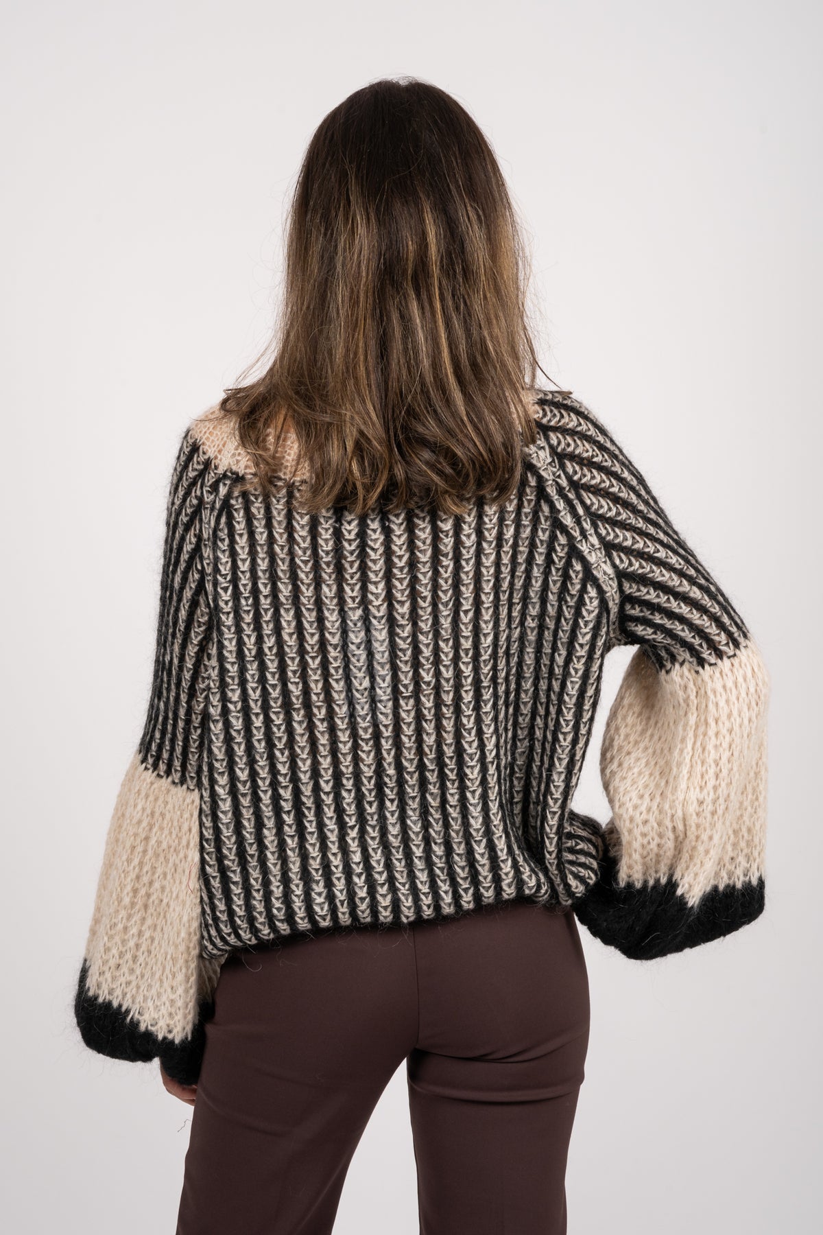 Liana Knit Sweater - Cream/Black