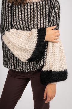 Liana Knit Sweater - Cream/Black