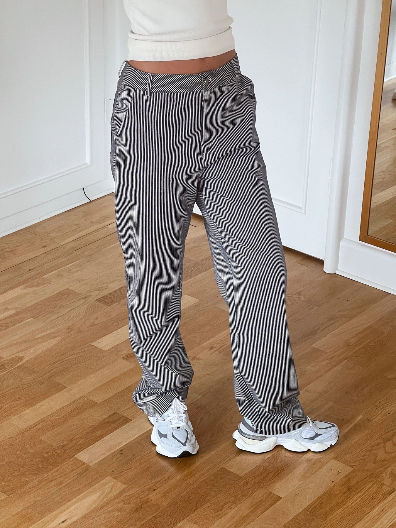 Zuzan Stripe Pants - Navy