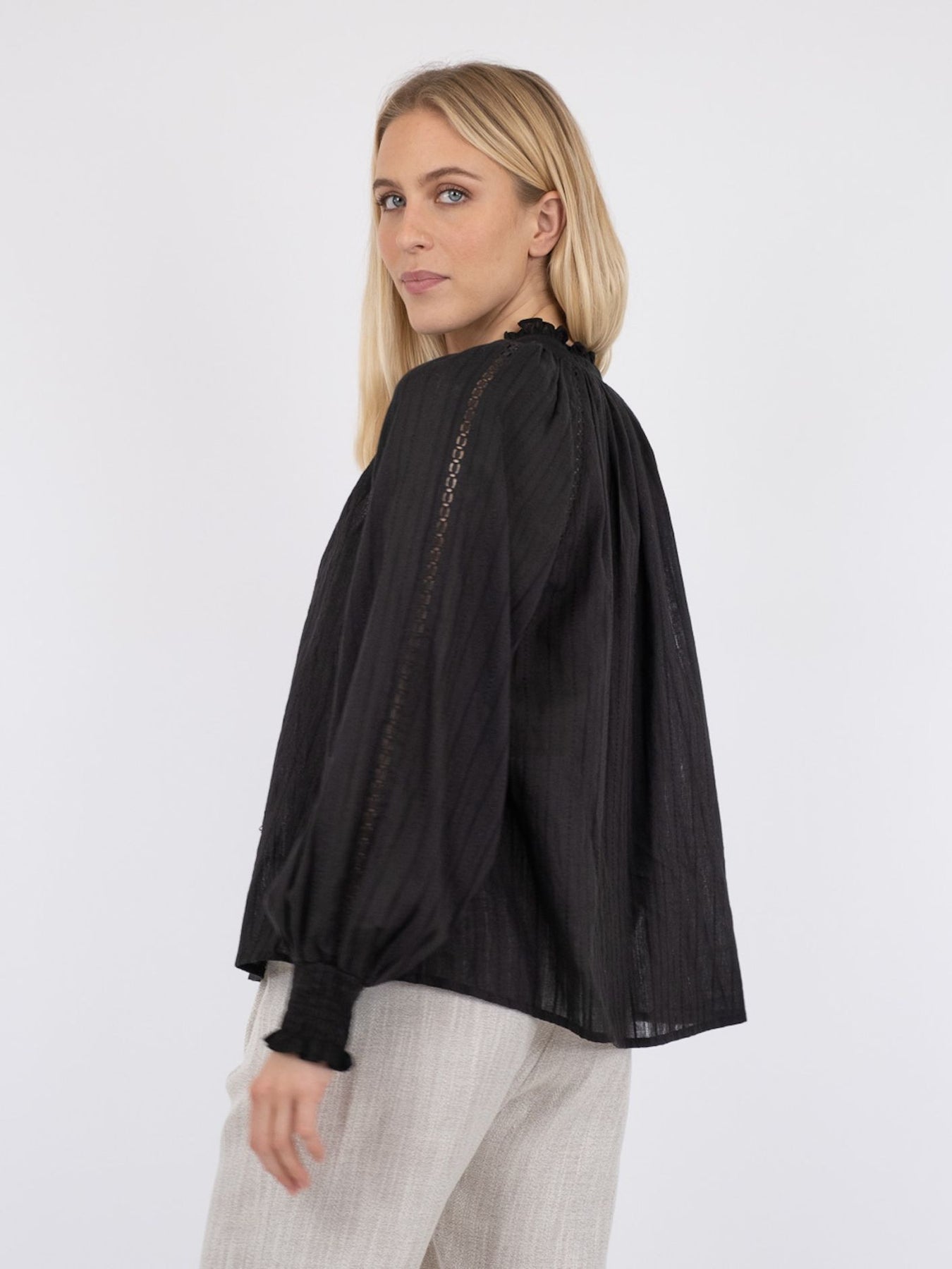 Stimma Blouse - Black