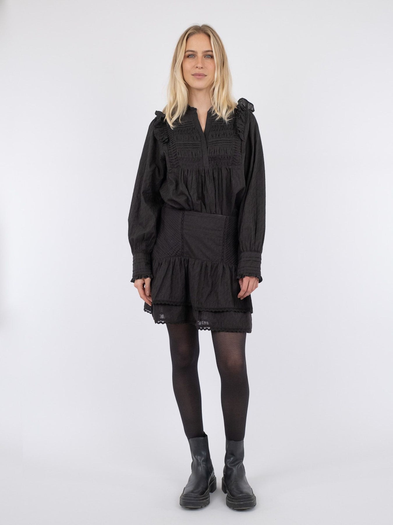 Sander Dobby Stitch Skirt - Black