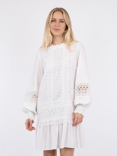 Katja Embroidery Dress - White