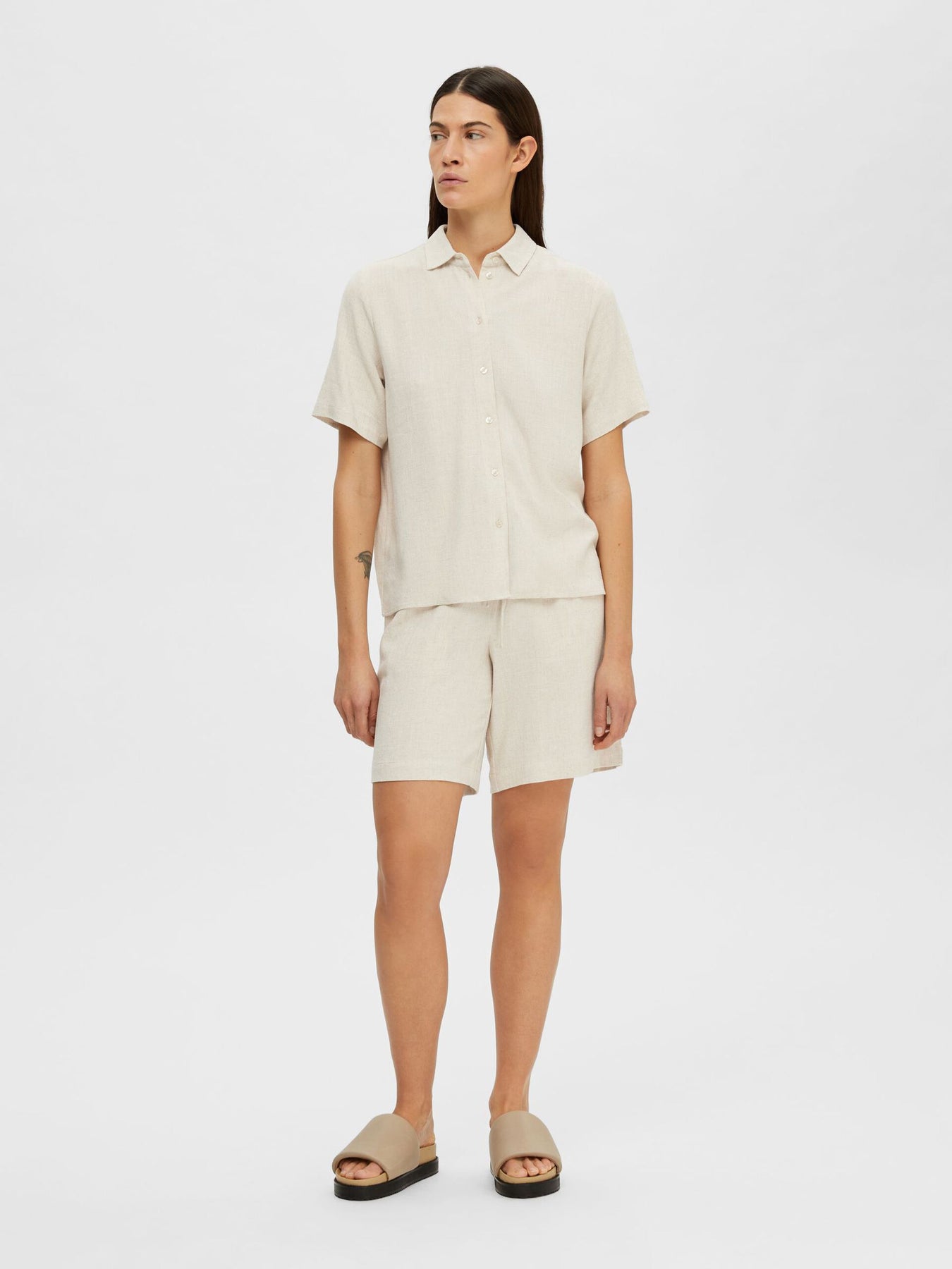 Viva MW Shorts B - Sandshell