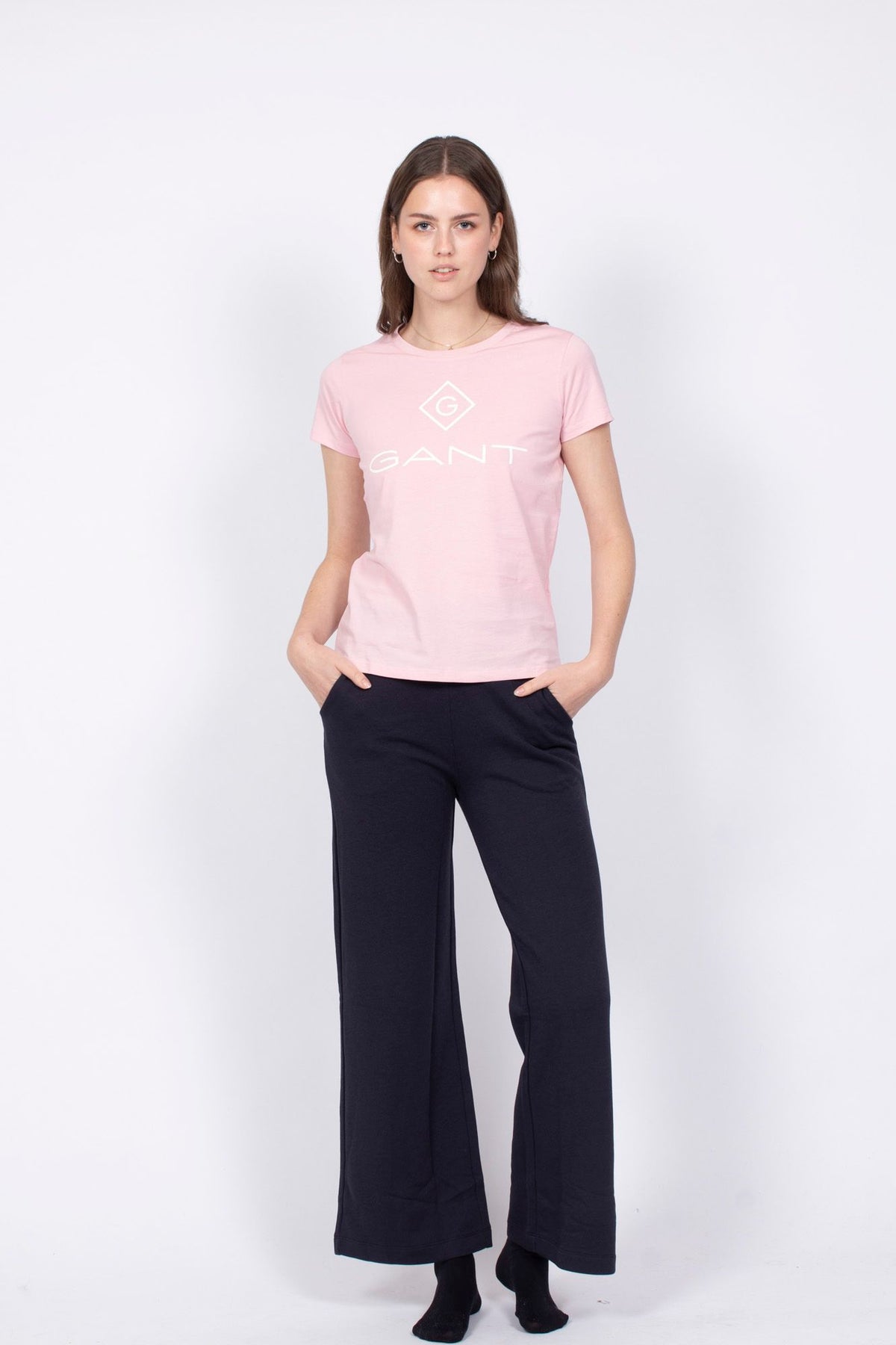 Lock Up SS T-Shirt - Preppy Pink - GANT - T-skjorter & Topper - VILLOID.no