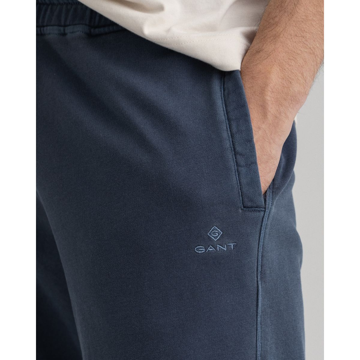 D2. Sunfaded Sweat Shorts - Evening Blue