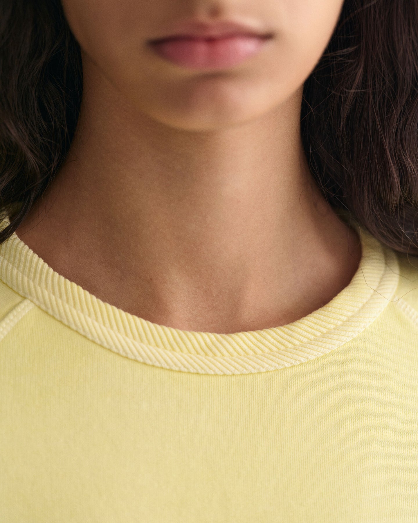 Sunfaded Ss C-Neck Sweat - Lemonade Yellow