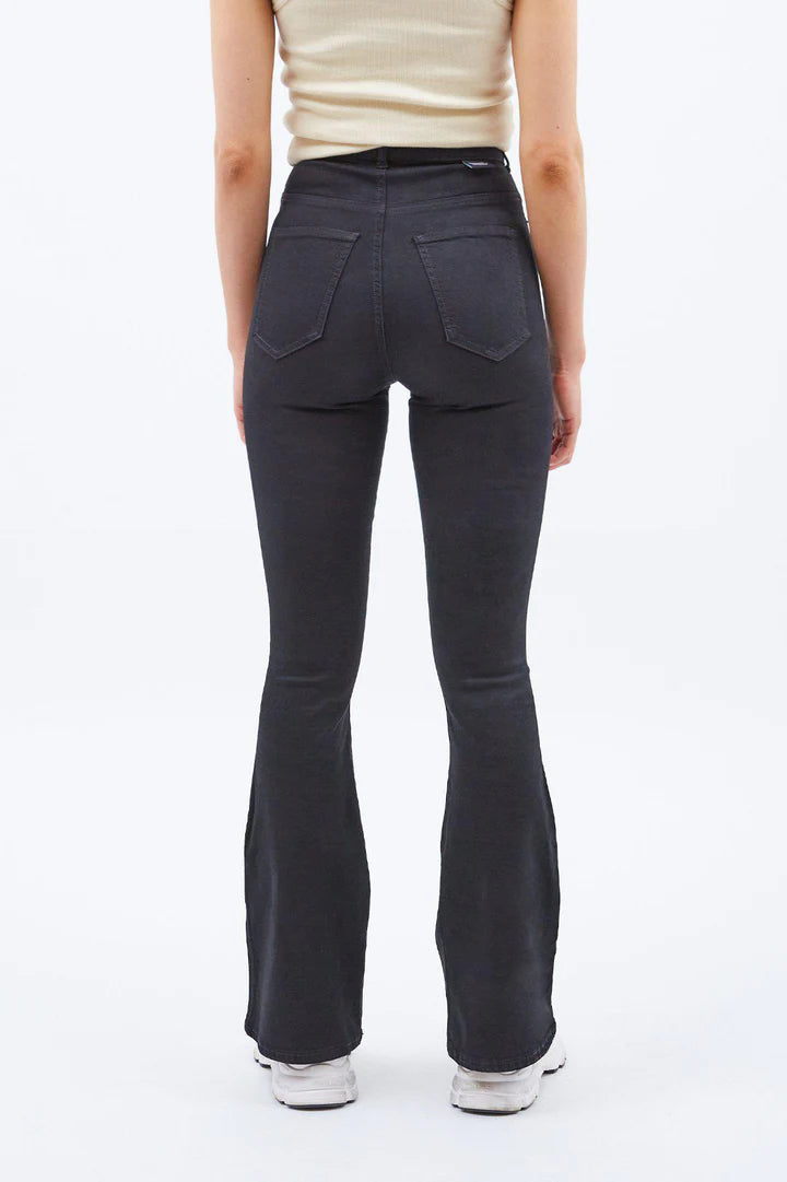 Moxy Flare - Black