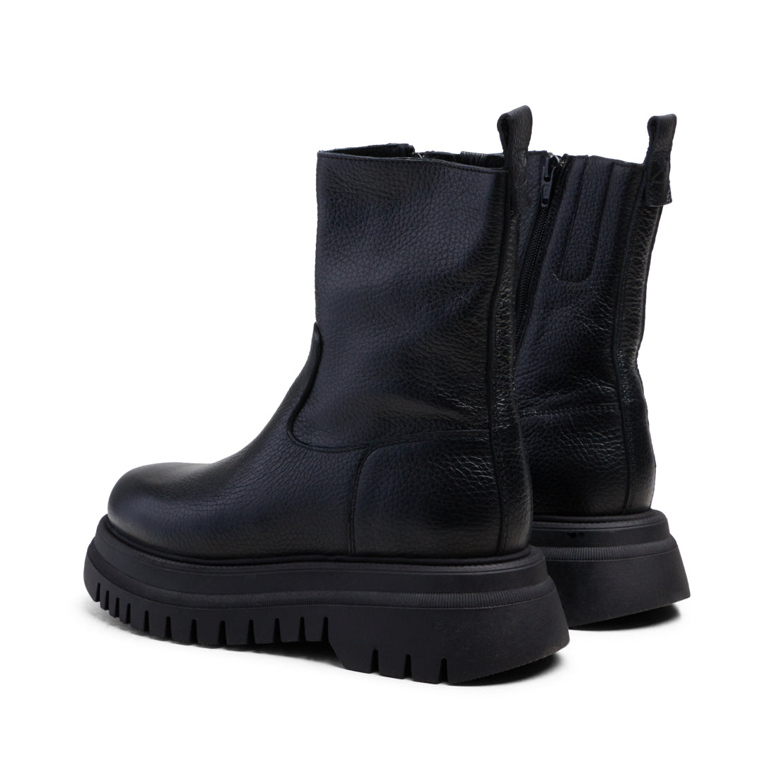 Raila - Black