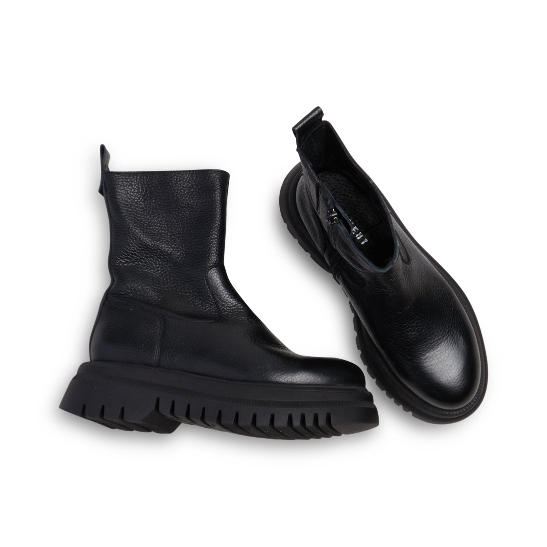 Raila - Black