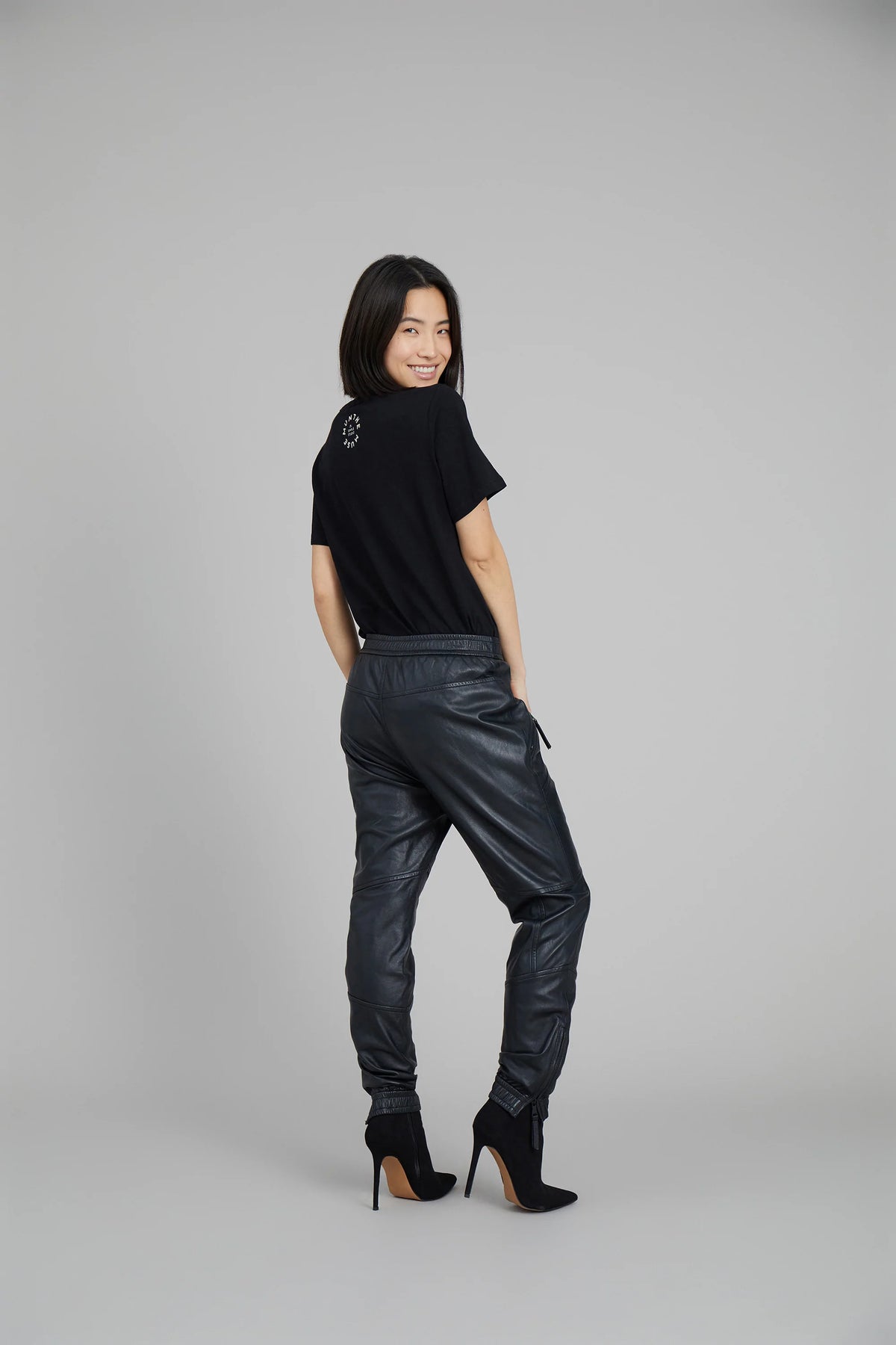 Julianco T-Shirt - Black