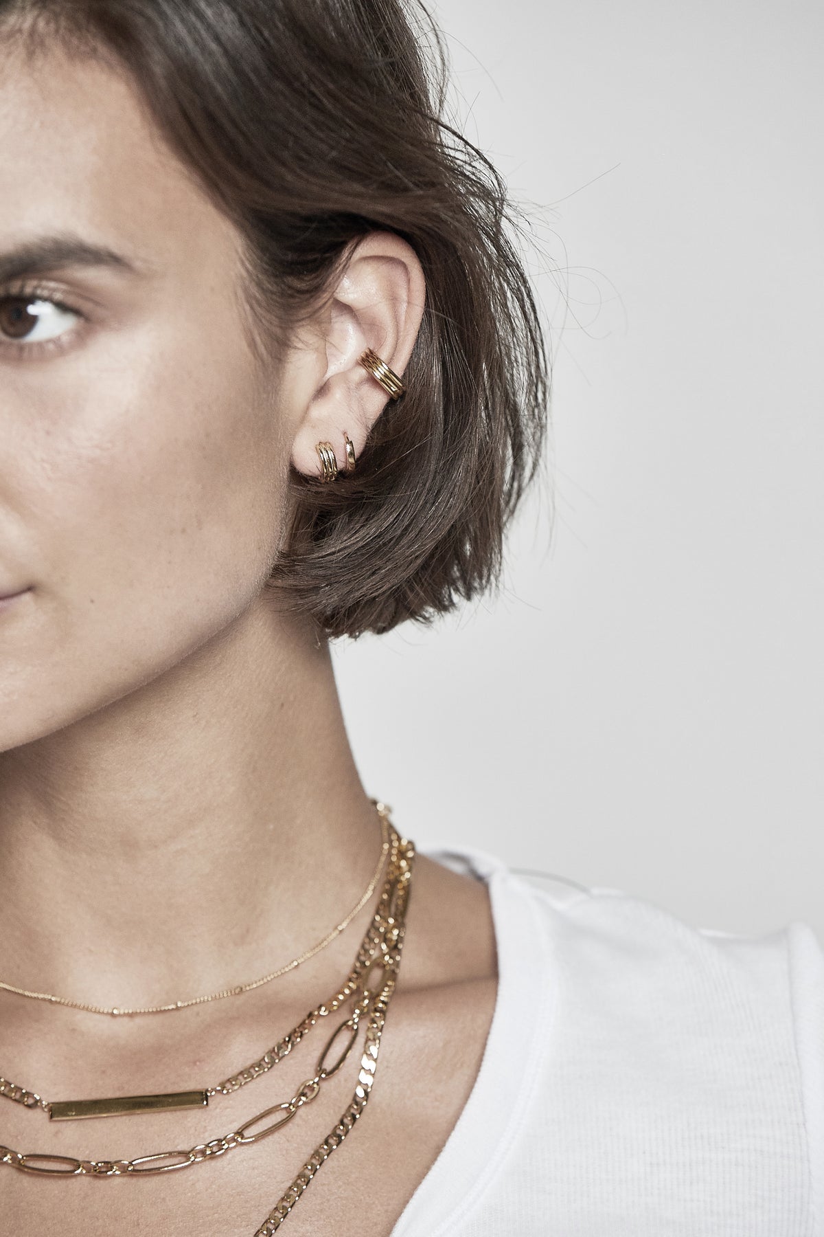 Linear Single Ear Cuff - Pale Gold