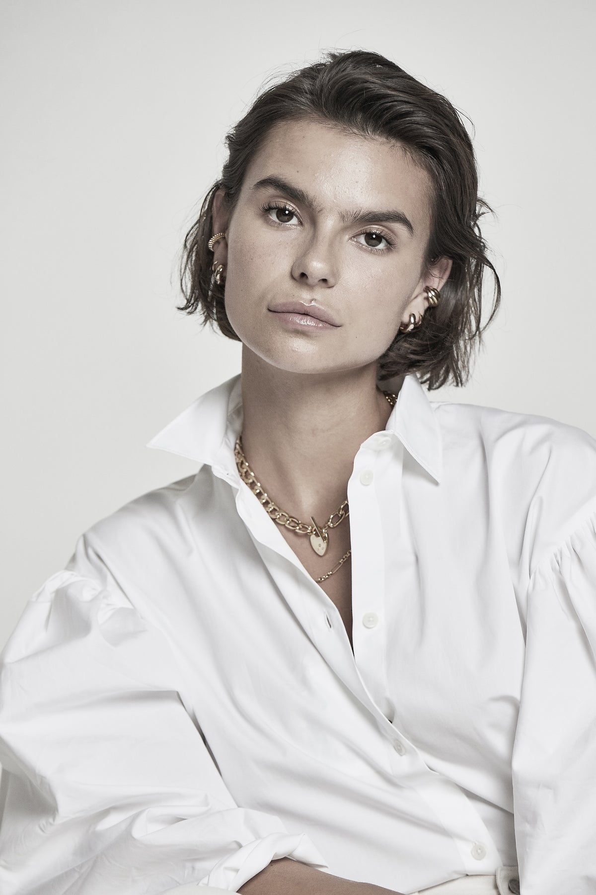 Voluminous Ear Cuff - Pale Gold
