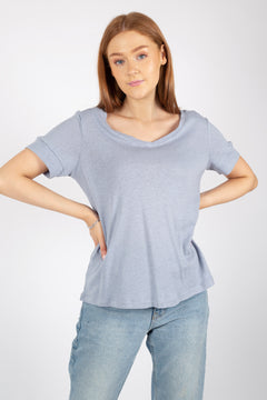 Lily V-neck Tee - Blue Fog